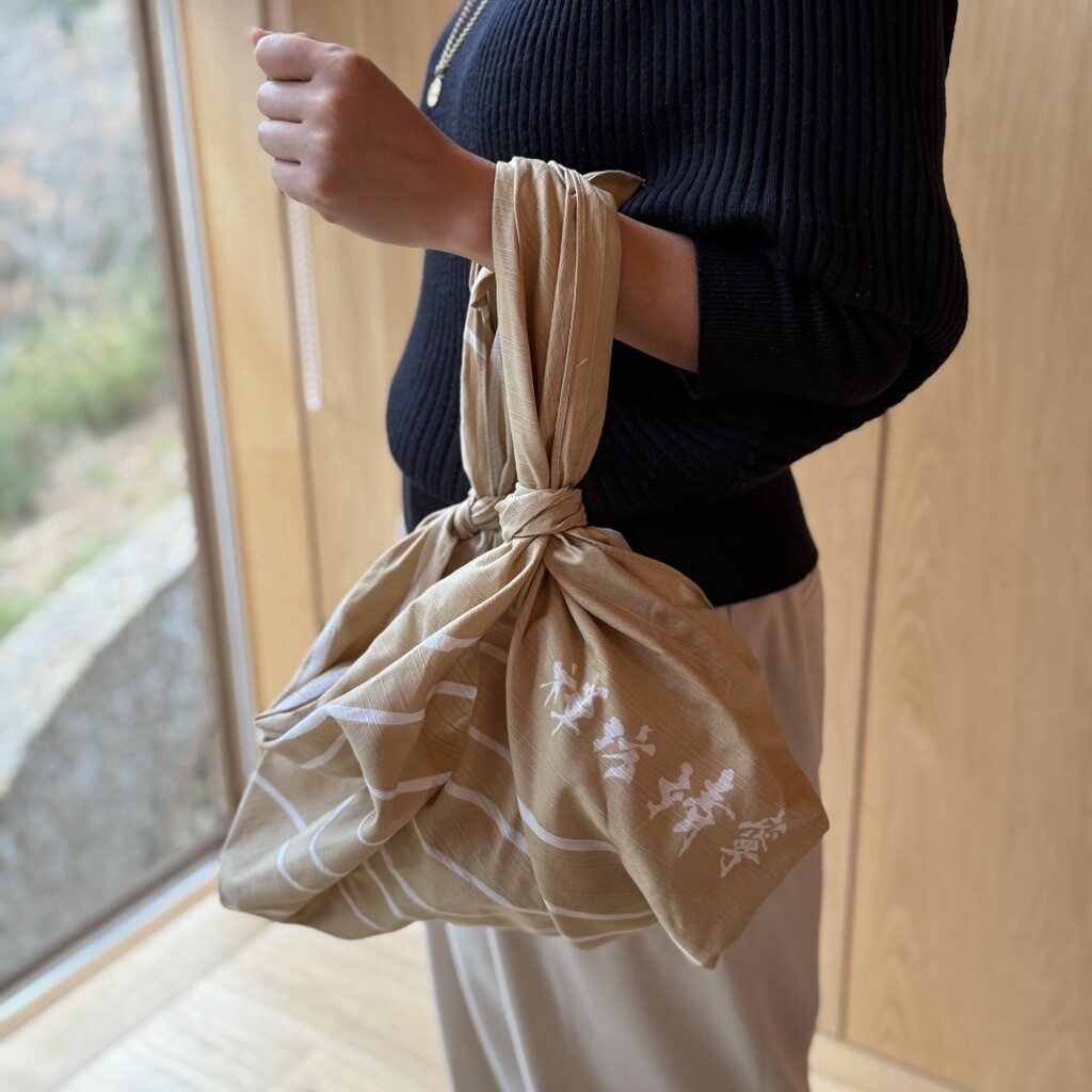 Zenbo原創“半榻榻米包袱皮”